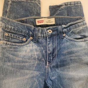 Levi jeans
